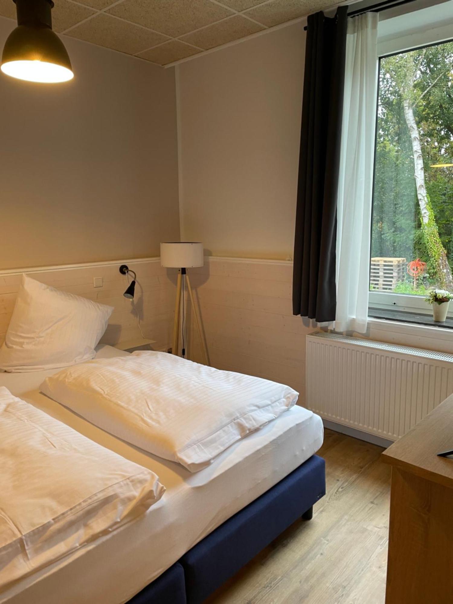 Hotel Alte Navigationsschule Rhauderfehn Ngoại thất bức ảnh