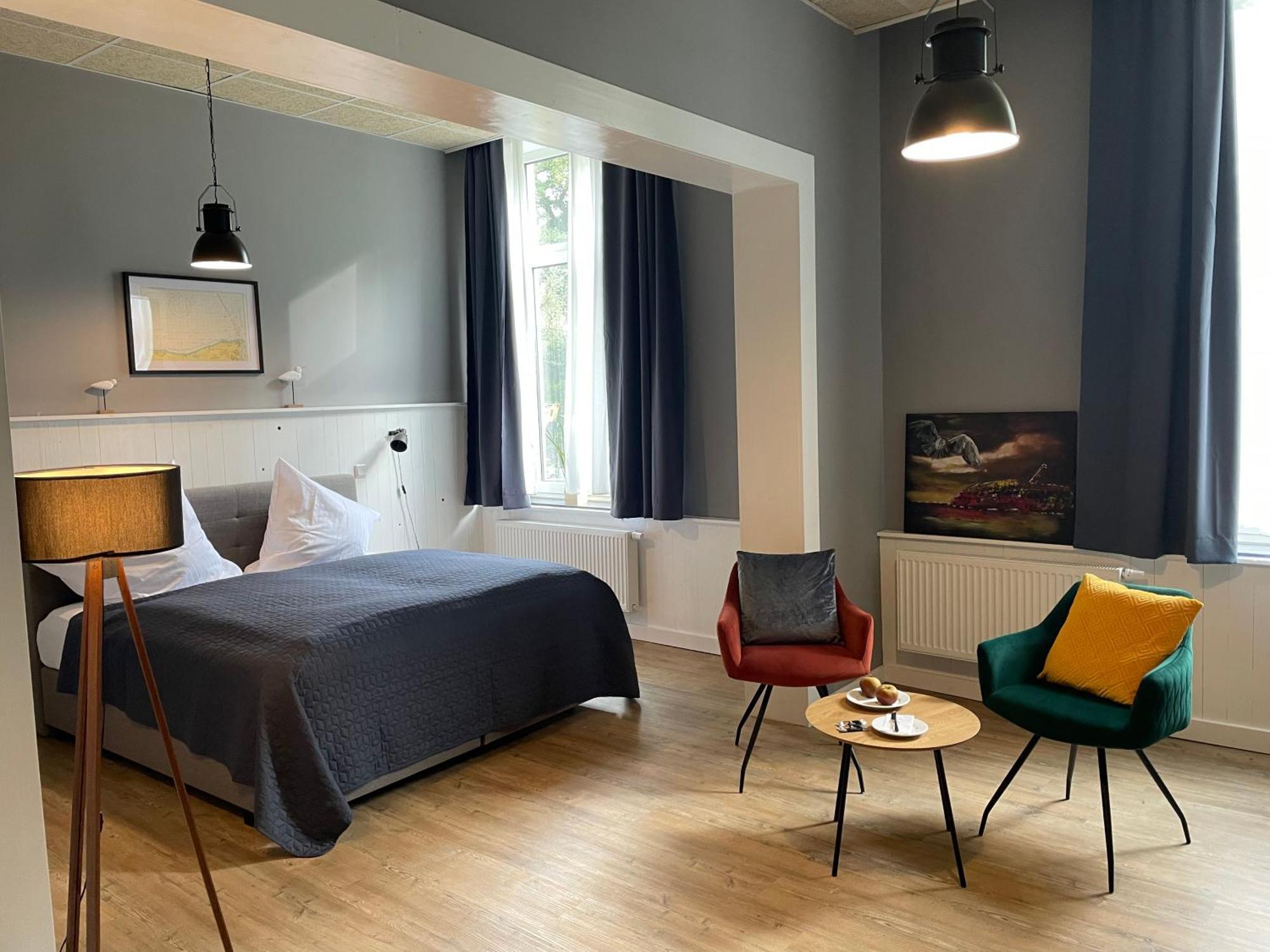 Hotel Alte Navigationsschule Rhauderfehn Ngoại thất bức ảnh